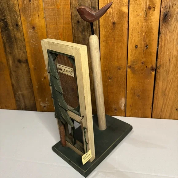 Rustic Paper Towel Holder With Screen Door And Bird - Picture 4 of 8